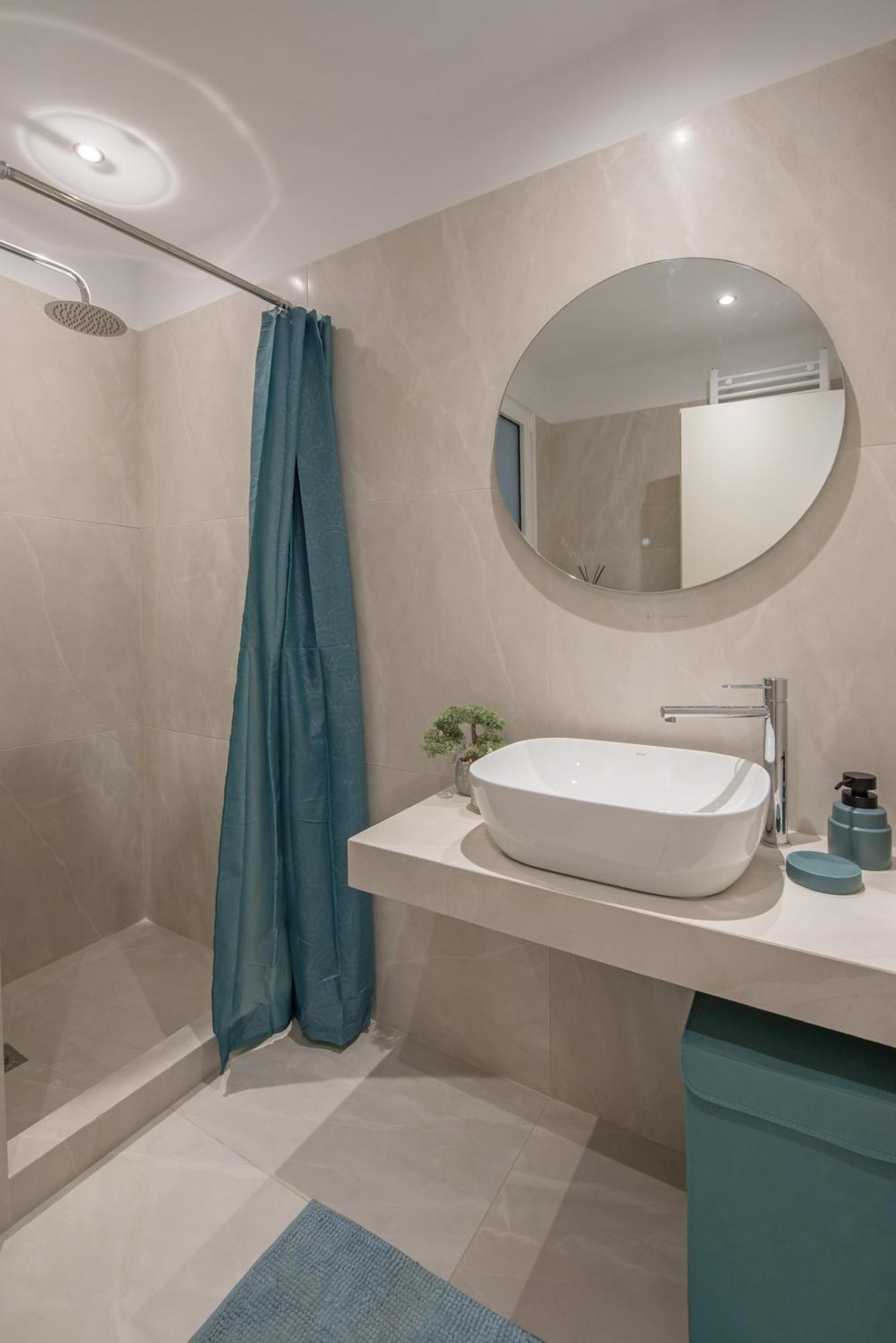 Acropolis View Apt In Koukaki เอเธนส์ ภายนอก รูปภาพ